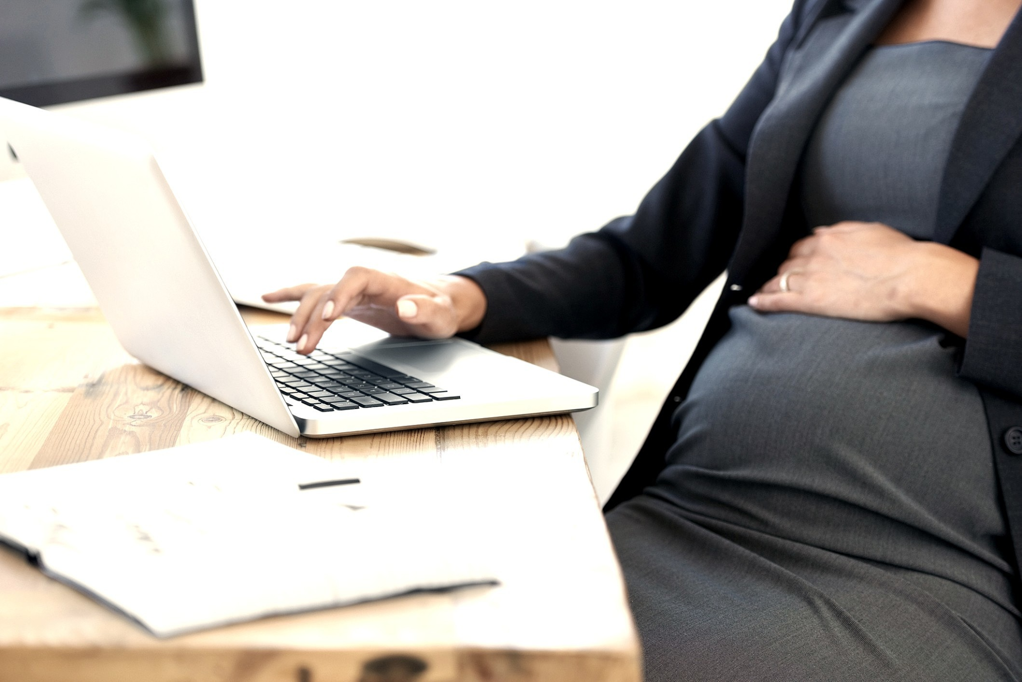 Você conhece os direitos da gestante no trabalho?